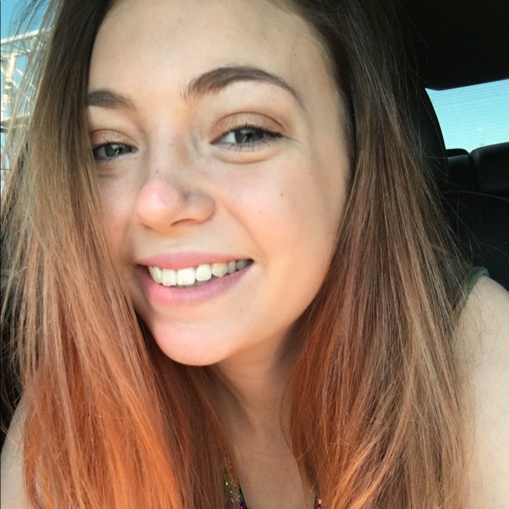 Meet your Posher, Makayla