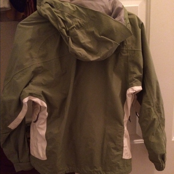 The North Face heavy duty rain jacket - Picture 3 of 4