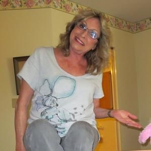 Meet your Posher, Cheryl