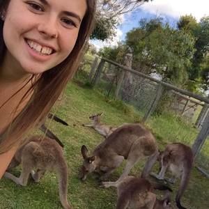 Meet your Posher, Rachel