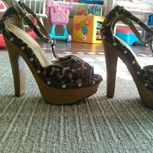 Size 6 limelight pumps