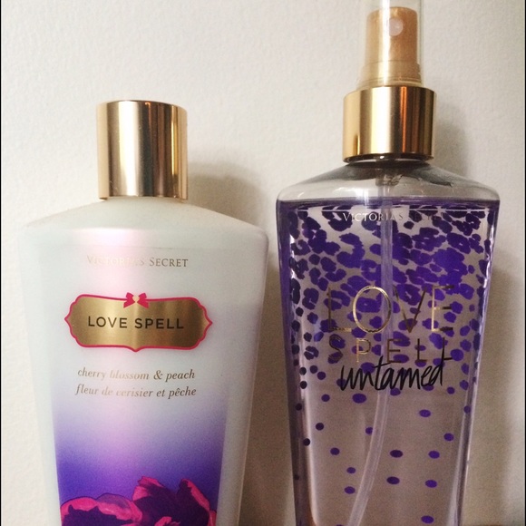 NEW VS Love Spell Lotion & Perfume Set