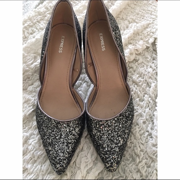Sparkle pumps