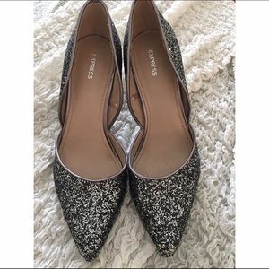 Sparkle pumps