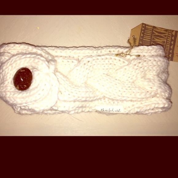 ❗️LAST ONE❗️✨BUTTONED UP FLEECE KNITTED HEADBAND✨ - Picture 4 of 4