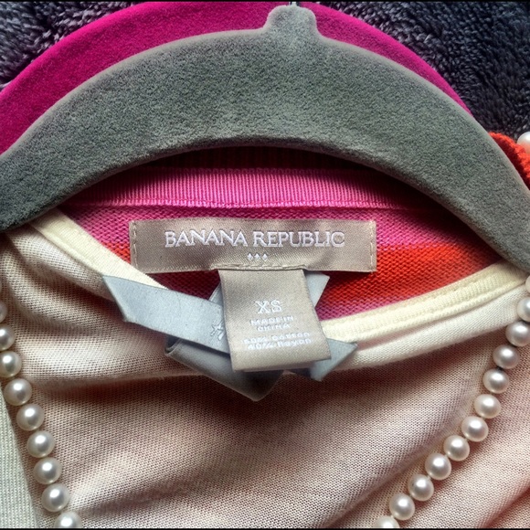 Banana Republic Cardigan - Picture 2 of 2