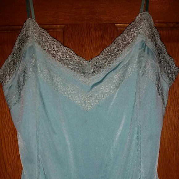 Limited Long Turquoise Tank - Picture 2 of 2