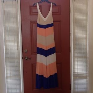 Bebe Multi Chevron Maxi Dress. Large. Brand new.