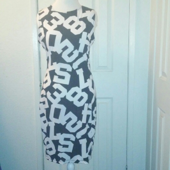 Black n White count your numbers dress