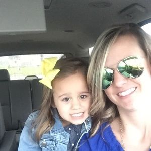 Meet your Posher, Kelley