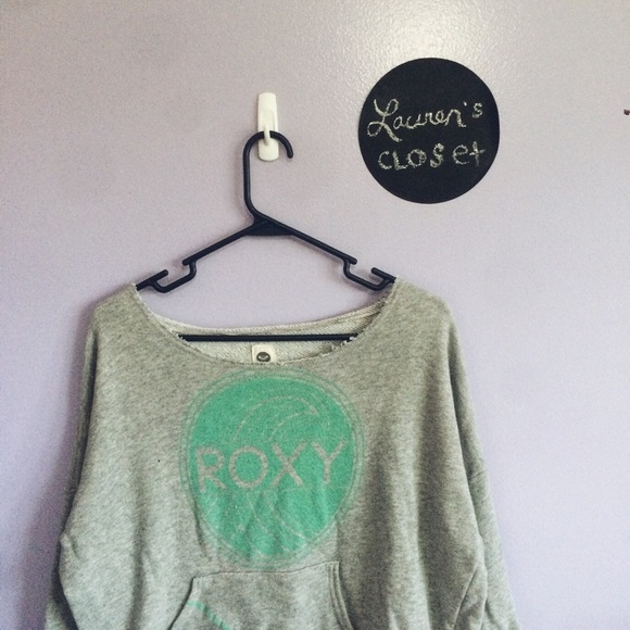 *** SOLD Roxy Sweatshirt
