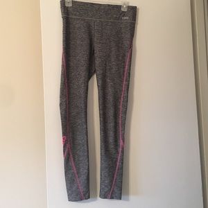 VICTORIAS SECRET YOGA PANTS
