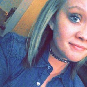 Meet your Posher, Arika