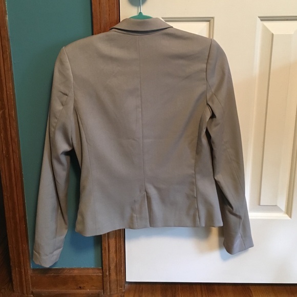 Grey blazer - Picture 2 of 3