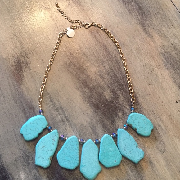 Turquoise natural stone statement necklace