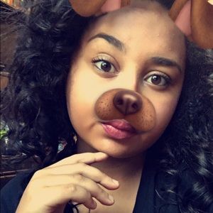 Meet your Posher, Bree