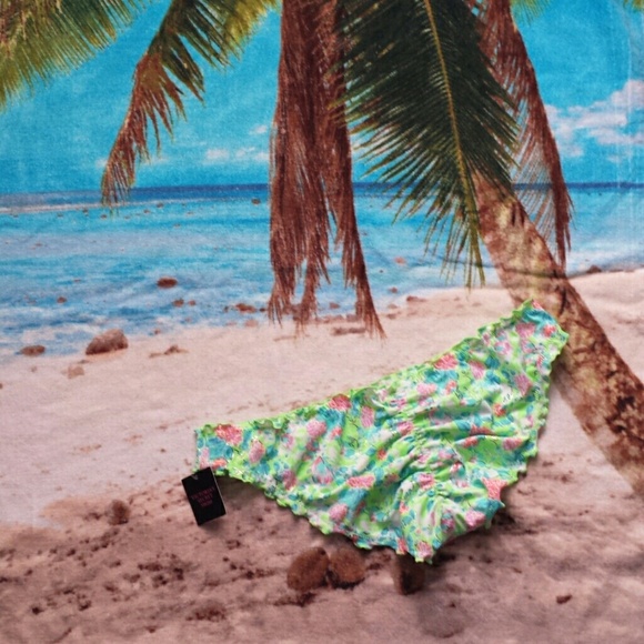 ISO Victoria's Secret Swimwear GREEN FLORAL SIZE S - Picture 2 of 4