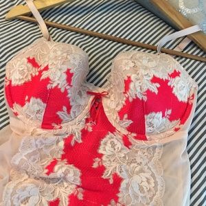 Victoria's Secret garter slip in size 36D.