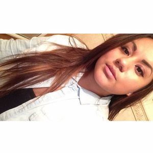Meet your Posher, Dayana