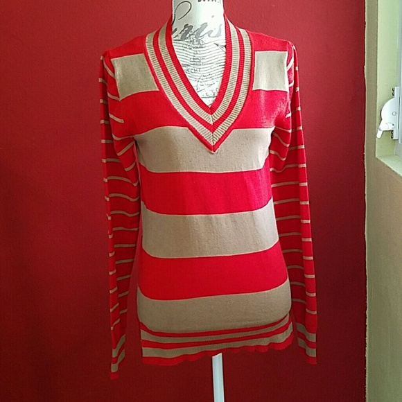 New v neck sweater