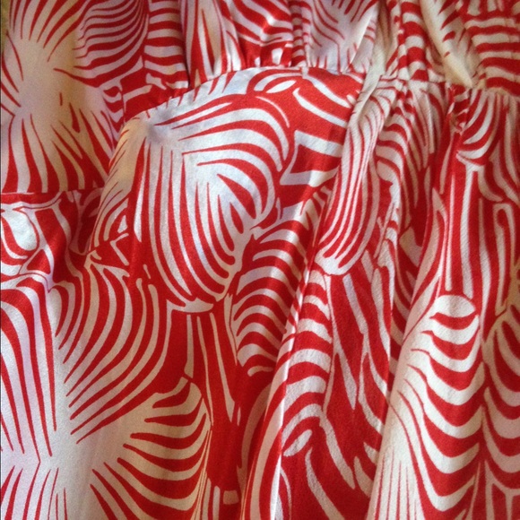 ❤️ Silk halter dress ❤️ - Picture 2 of 2