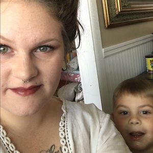 Meet your Posher, Gena