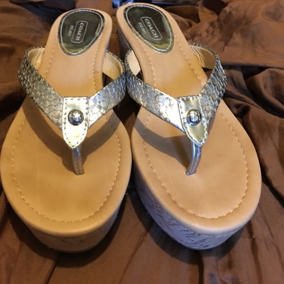 Coach sandals - Picture 3 of 3