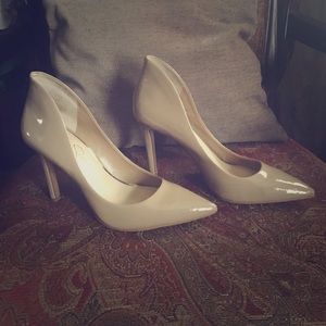 Jessica Simpson Cambridge Pump