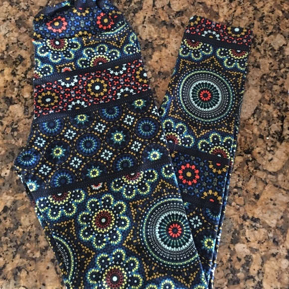 Brand New LulaRoe Tween Mosaic Leggings