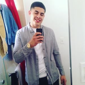 Meet your Posher, Luis