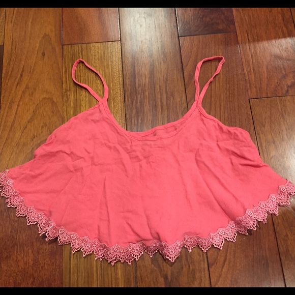 Crop top - Picture 2 of 3