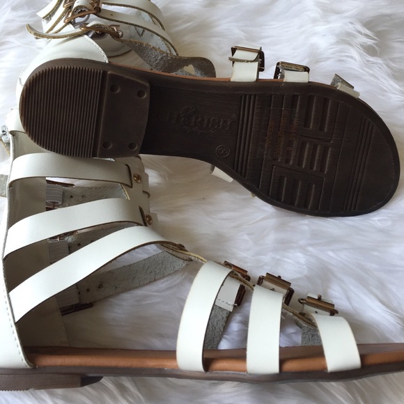 •Gladiator Sandals• - Picture 3 of 4