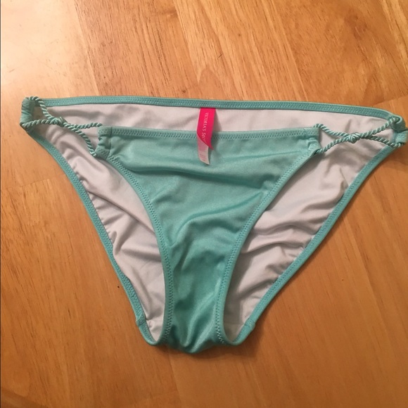 Victoria secret bottoms - Picture 1 of 1