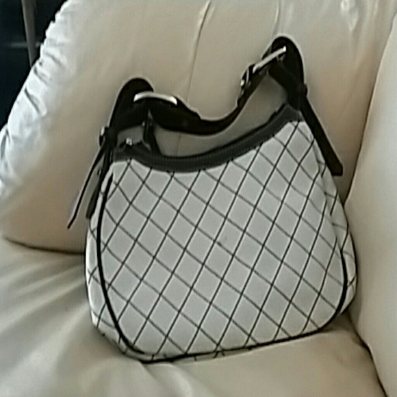 Purse - Picture 2 of 4