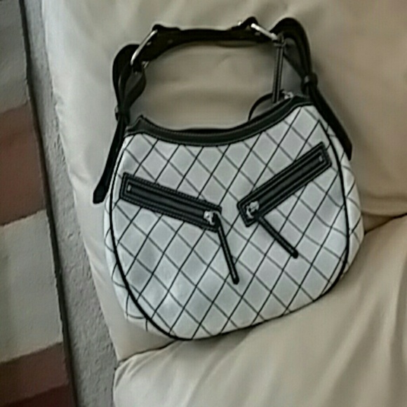 Purse - Picture 3 of 4