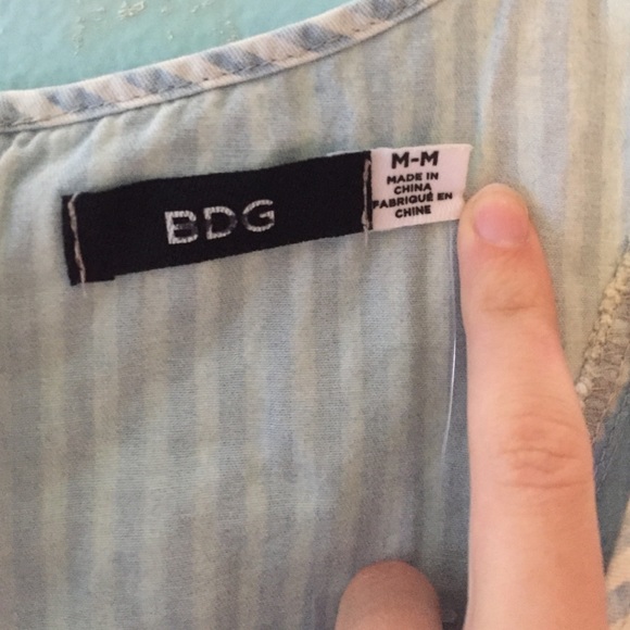 BDG Urban Outfitters Chambray Crop Top - Picture 2 of 3