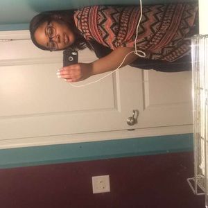 Meet your Posher, Antonette