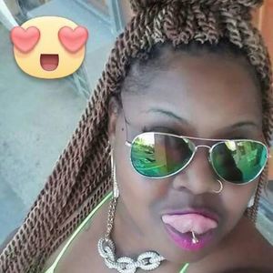 Meet your Posher, Natika