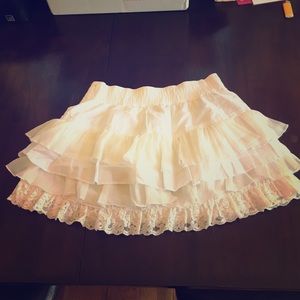 Hollister ruffles lace skirt