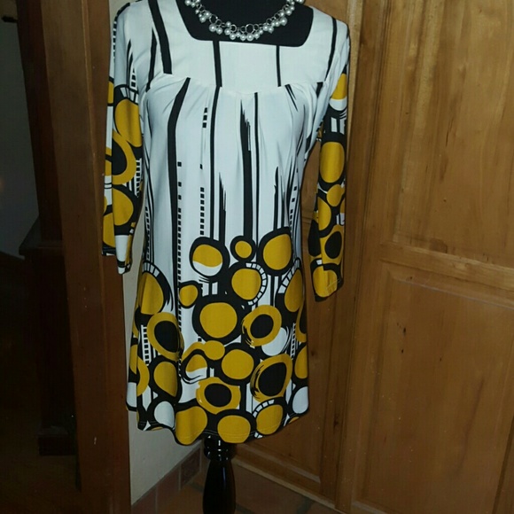 *** SOLD *** Adore Spring Dress