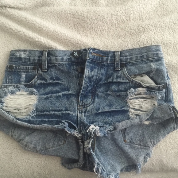 One teaspoon shorts