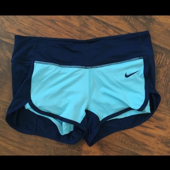 ‼️SOLD‼️Nike ace shorts - Picture 2 of 4