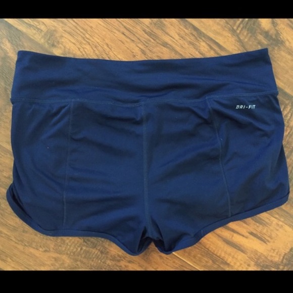 ‼️SOLD‼️Nike ace shorts - Picture 3 of 4