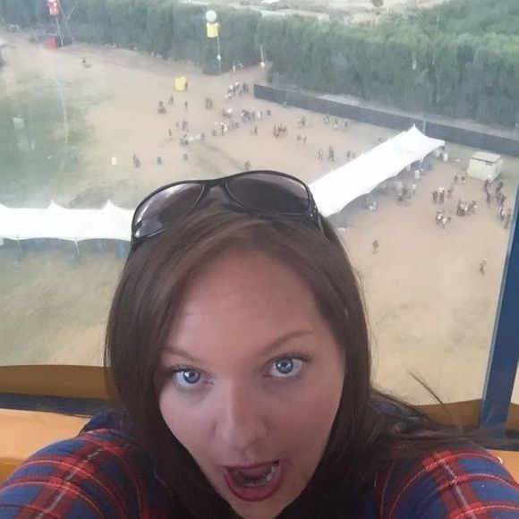 Meet your Posher, Brittnie