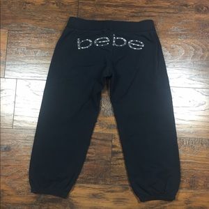 Bebe Capri sweats small