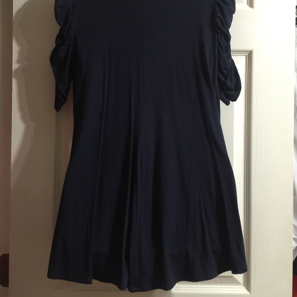 Shirt - Picture 2 of 3