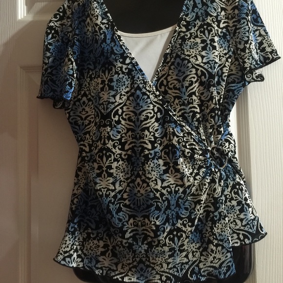 Shirt - Picture 4 of 4