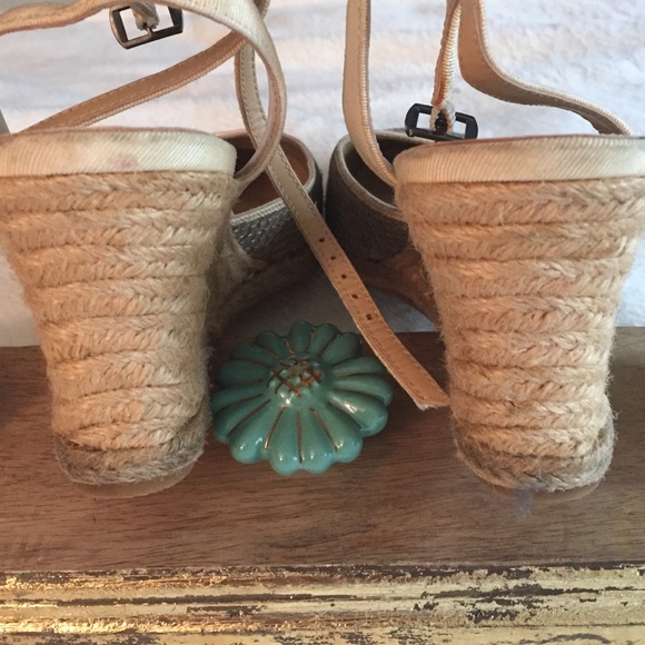 VIA SPIGA Sequins Wedge - Picture 2 of 4