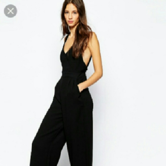 Elegant V neck jumpsuit with open back
