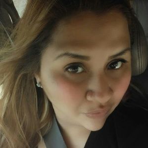 Meet your Posher, Karla